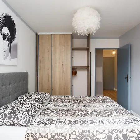 Appartement Confortable Proche De Paris - Balcon - Parking & Wifi Argenteuil Exterior foto