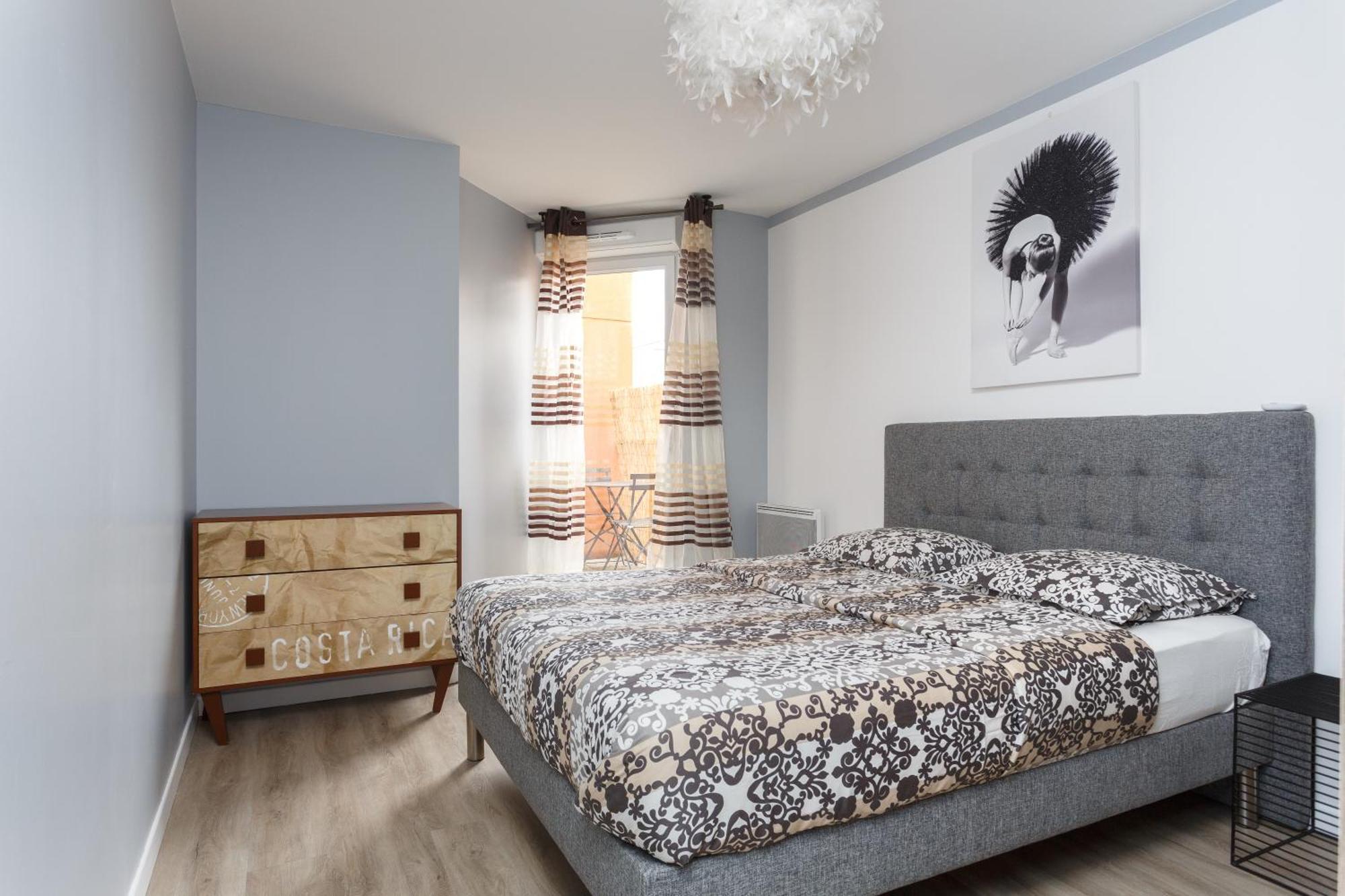 Apartment Confortable Proche De Paris - Balcon - Parking & Wifi Argenteuil